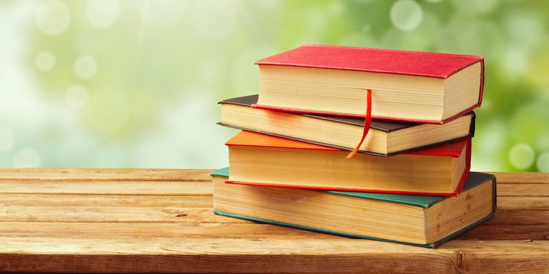 Mơ thấy sách vở nên mạnh dạn đánh ngay con đề số mấy?